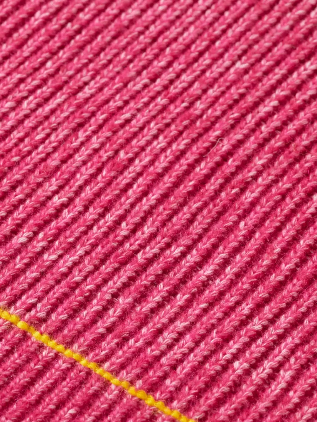 Best Scotch & Soda COTTON TRIPLE YARN V-NECK VEST BohemianPink