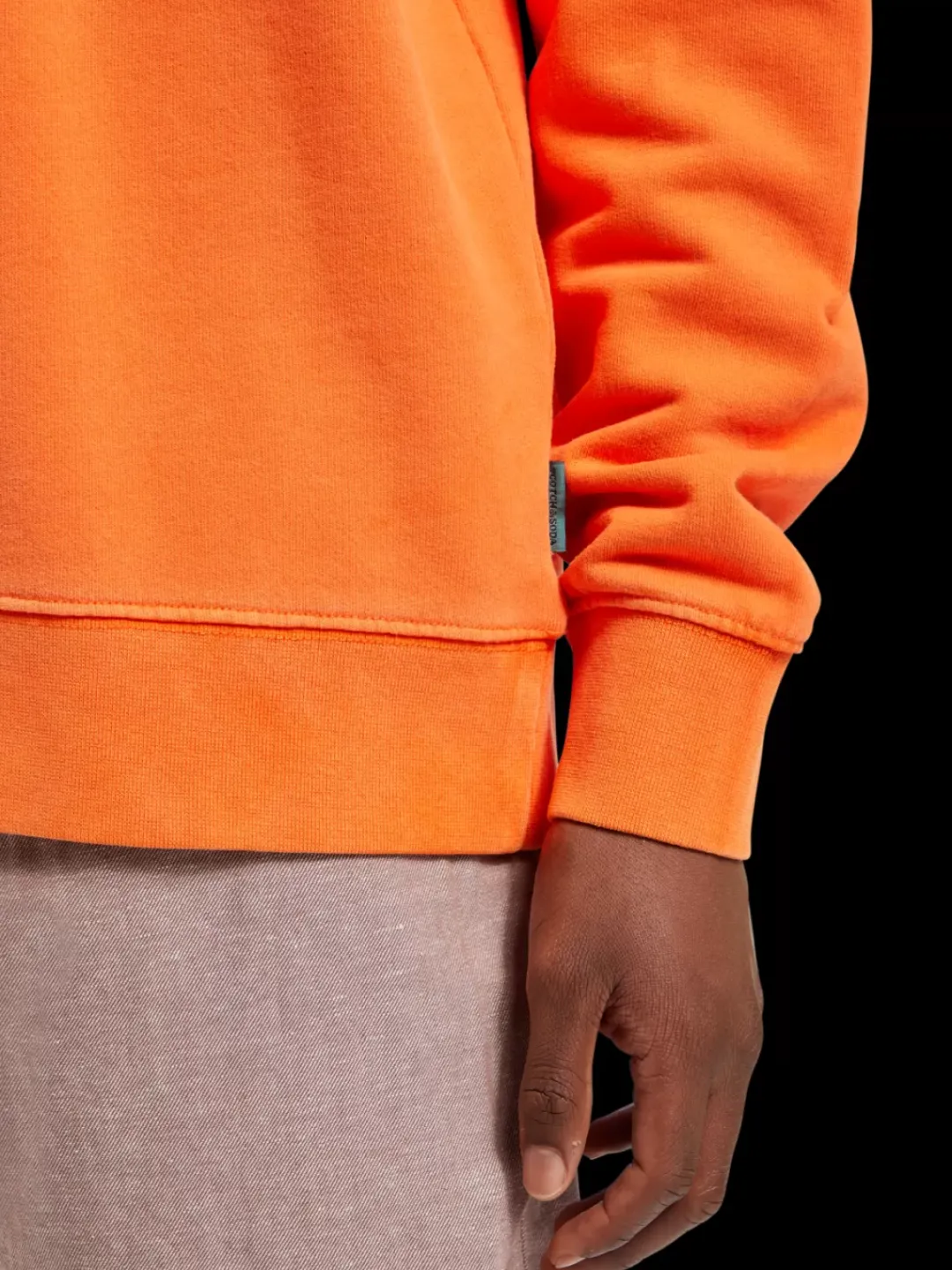 Sale Scotch & Soda Garment-dyed artwork sweatshirt