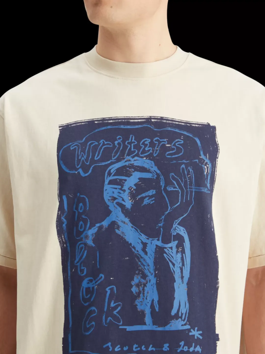 Online Scotch & Soda Loose fit front printed artwork t-shirt Parchment
