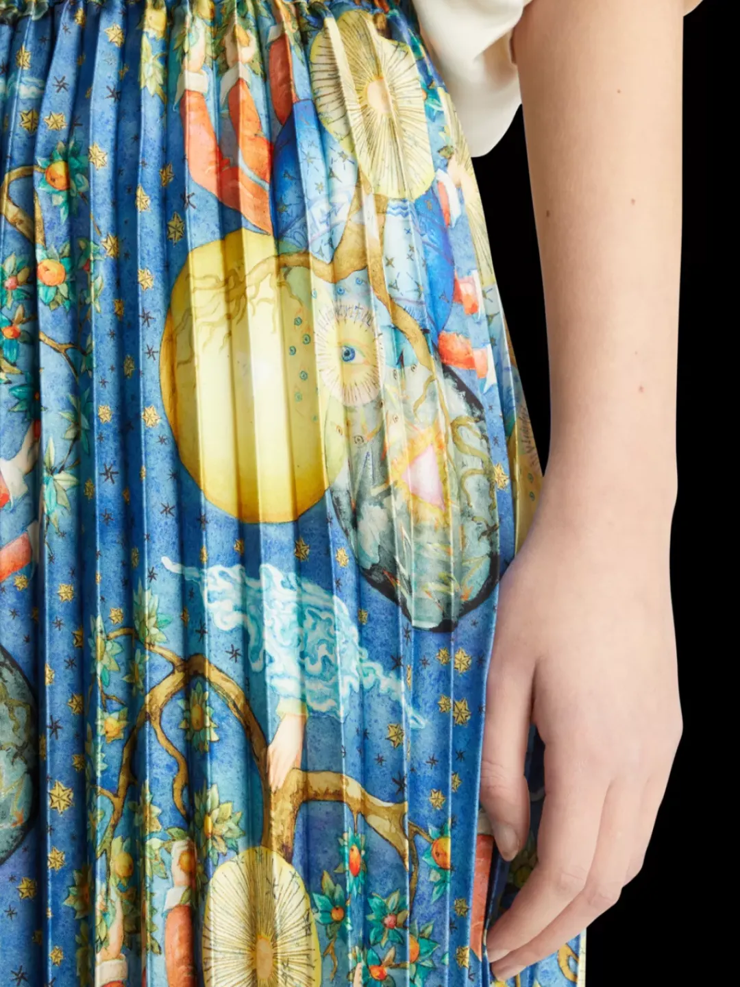 Clearance Scotch & Soda PLEATED PRINTED SKIRT EMBASSY OF THE FREE MIND PRINT EmbassyTreeAOP