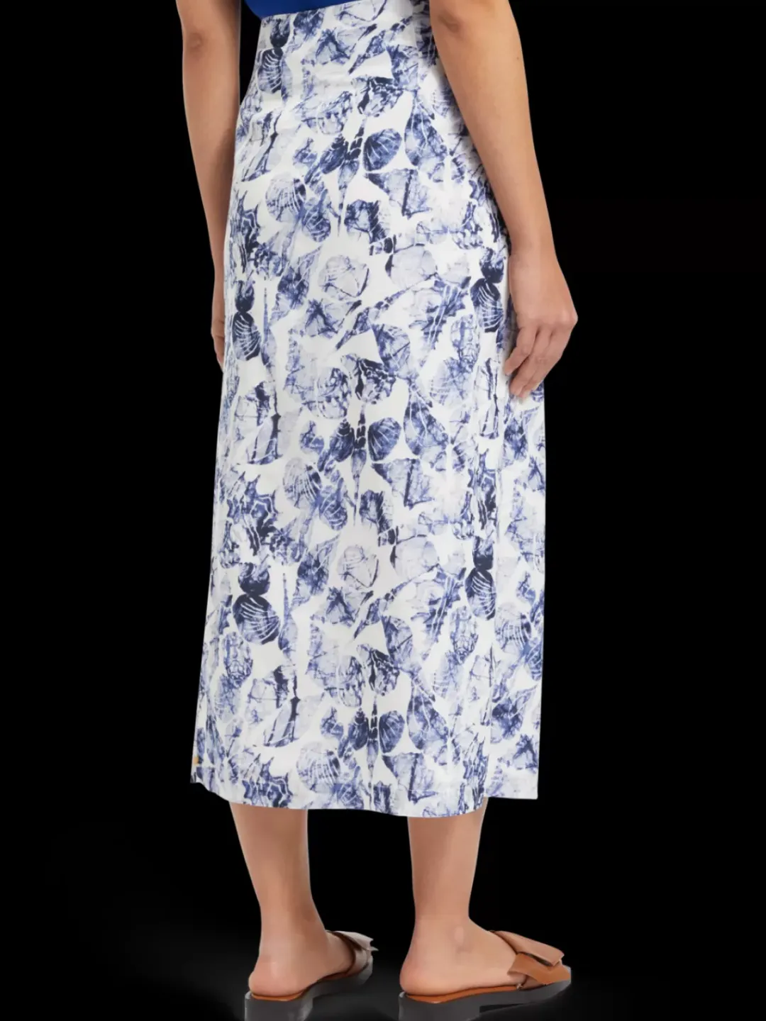 Clearance Scotch & Soda PRINTED MIDI-LENGTH SARONG ShellBatikBlue