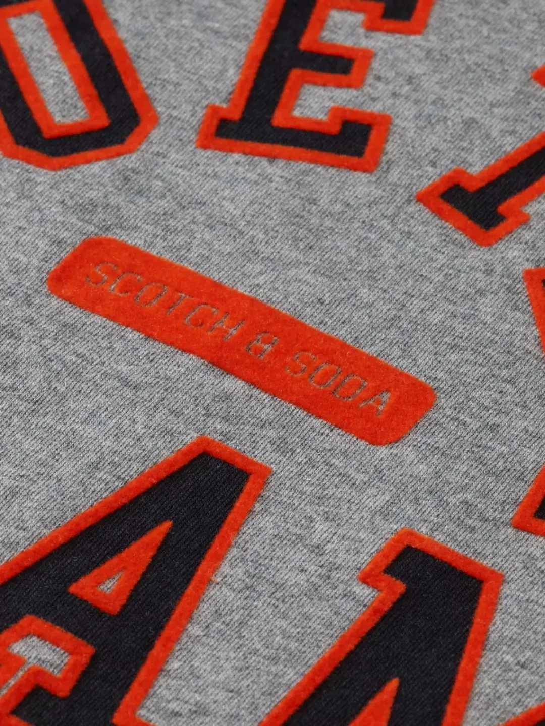 Online Scotch & Soda Regular-fit artwork t-shirt DarkGreyMelange