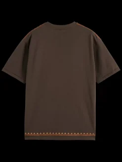 Online Scotch & Soda RELAXED FIT EMBROIDERY T-SHIRT Coffee