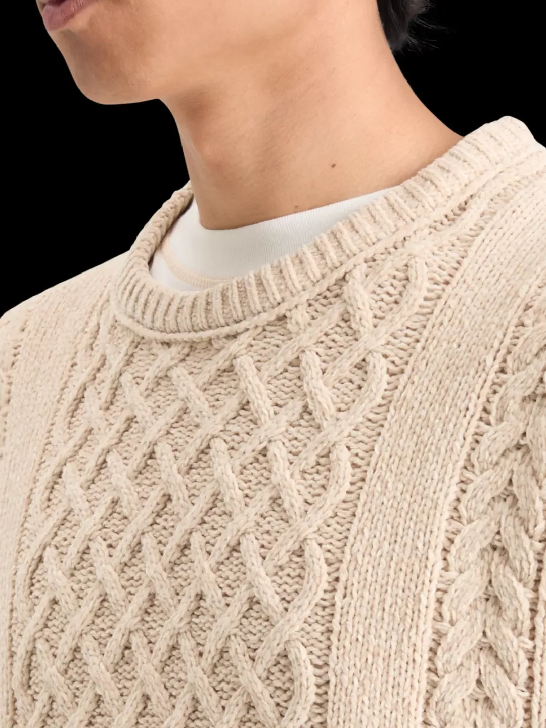 New Scotch & Soda ROUND NECK EXTRA DROPPED SHOULDER CHENILLE CABLE SWEATER Parchment